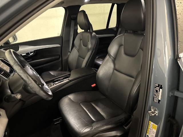 Used 2021 Volvo XC90 T5 Momentum w/ Protection Package Premier FWD image 17