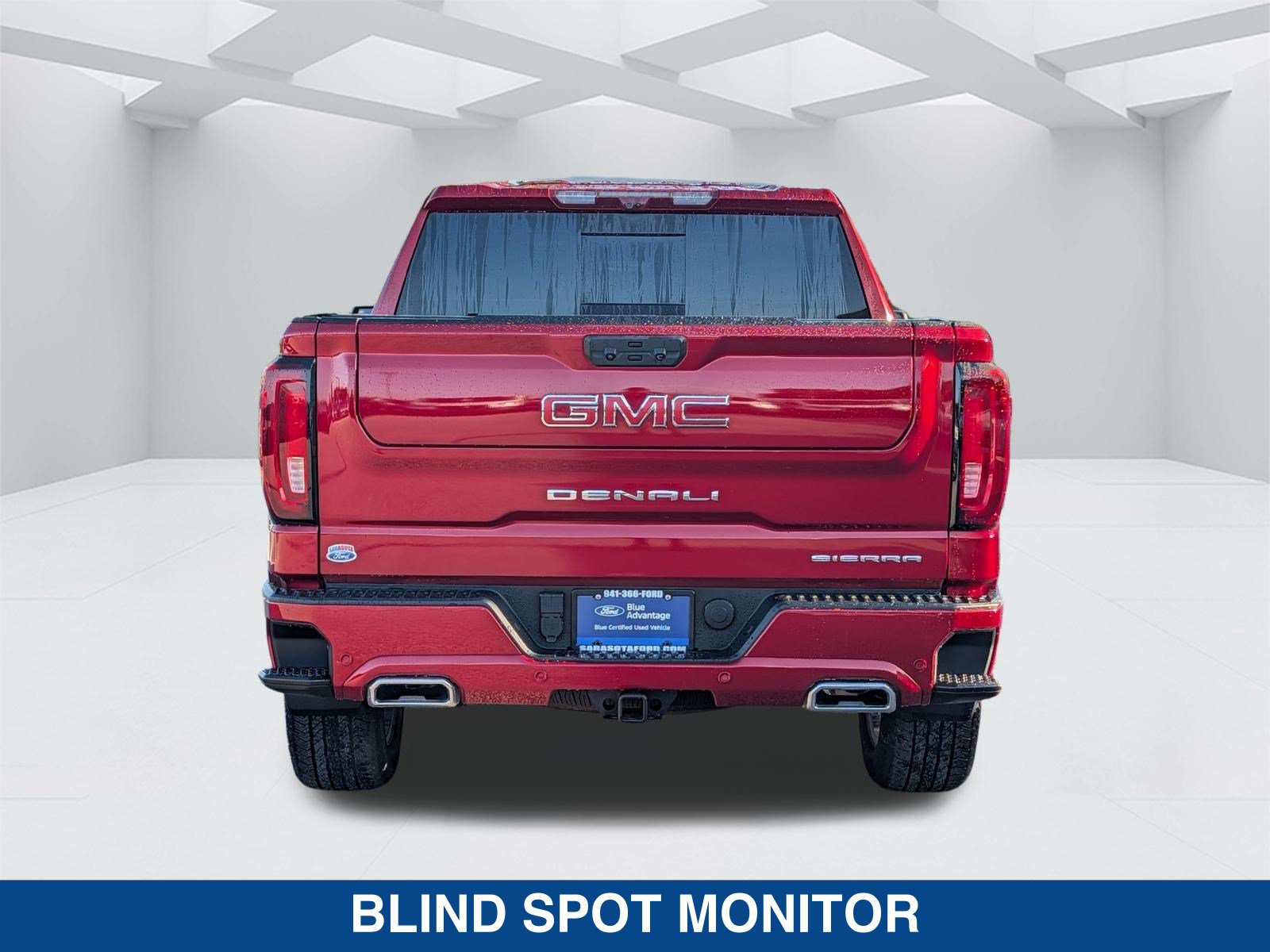 Used 2024 GMC Sierra 1500 Denali w/ Technology Package AWD/4WD image 6