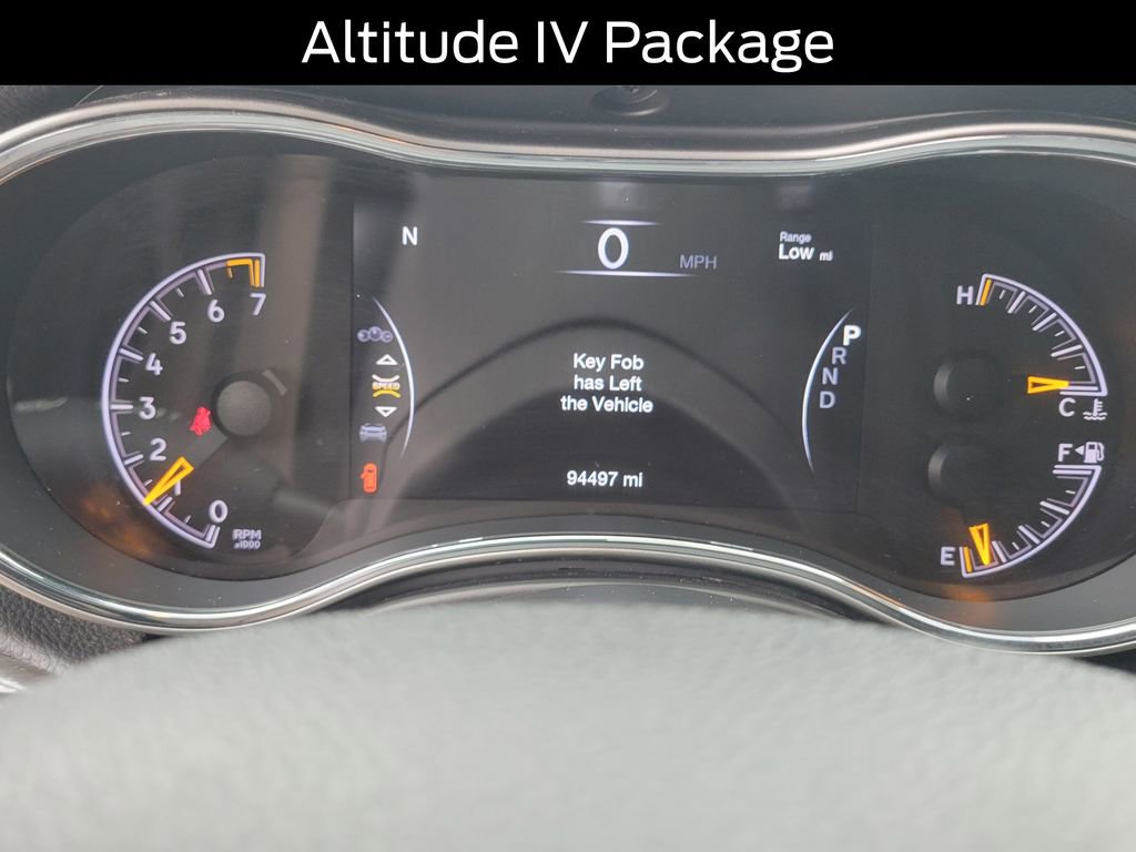 Used 2018 Jeep Grand Cherokee Altitude image 23