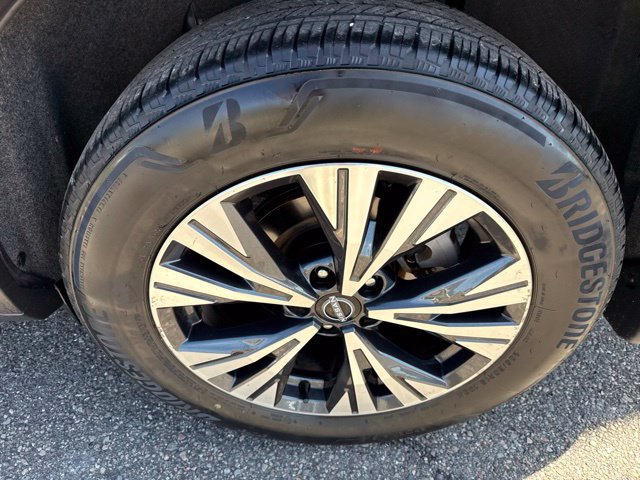Used 2023 Nissan Rogue SV AWD/4WD image 11