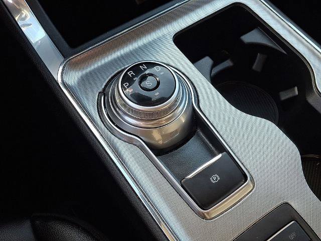 Certified 2024 Ford Edge Titanium image 14