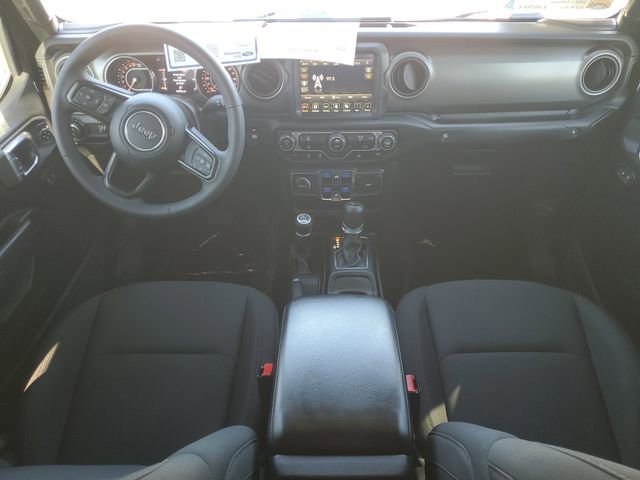 Used 2023 Jeep Gladiator Willys image 8