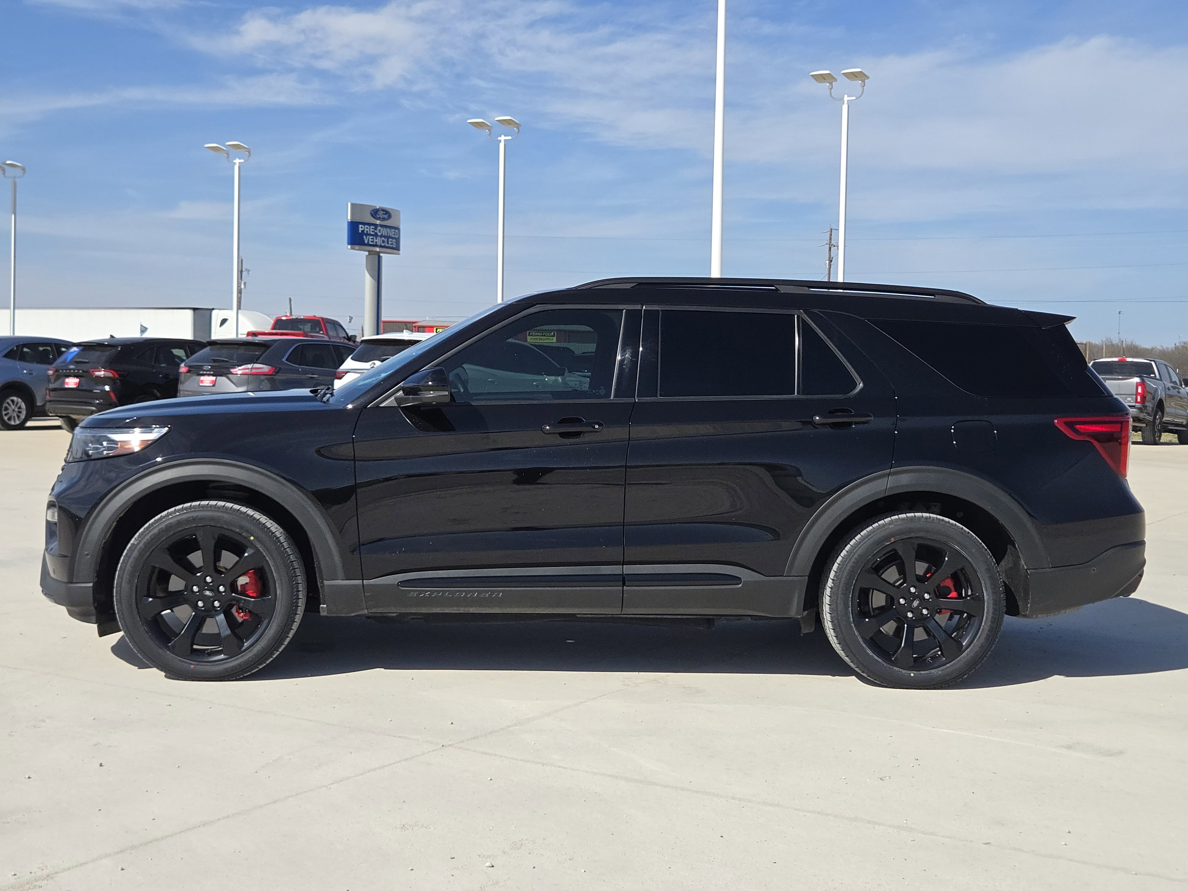 Certified 2021 Ford Explorer ST w/ Equipment Group 401A image 2