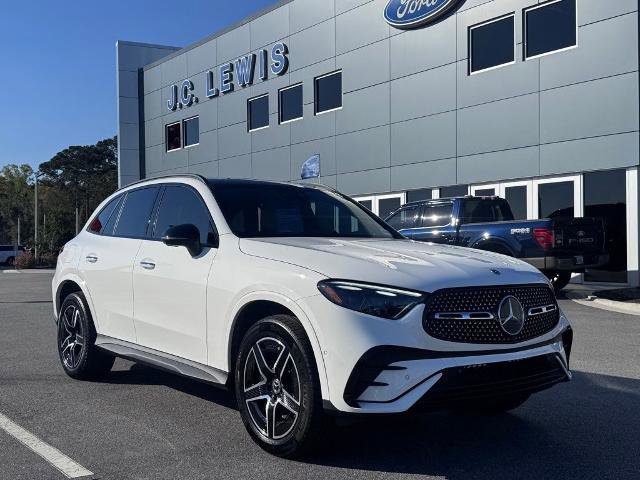 Used 2024 Mercedes-Benz GLC 300 image 1