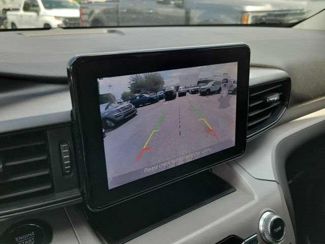 Certified 2023 Ford Explorer XLT RWD image 21