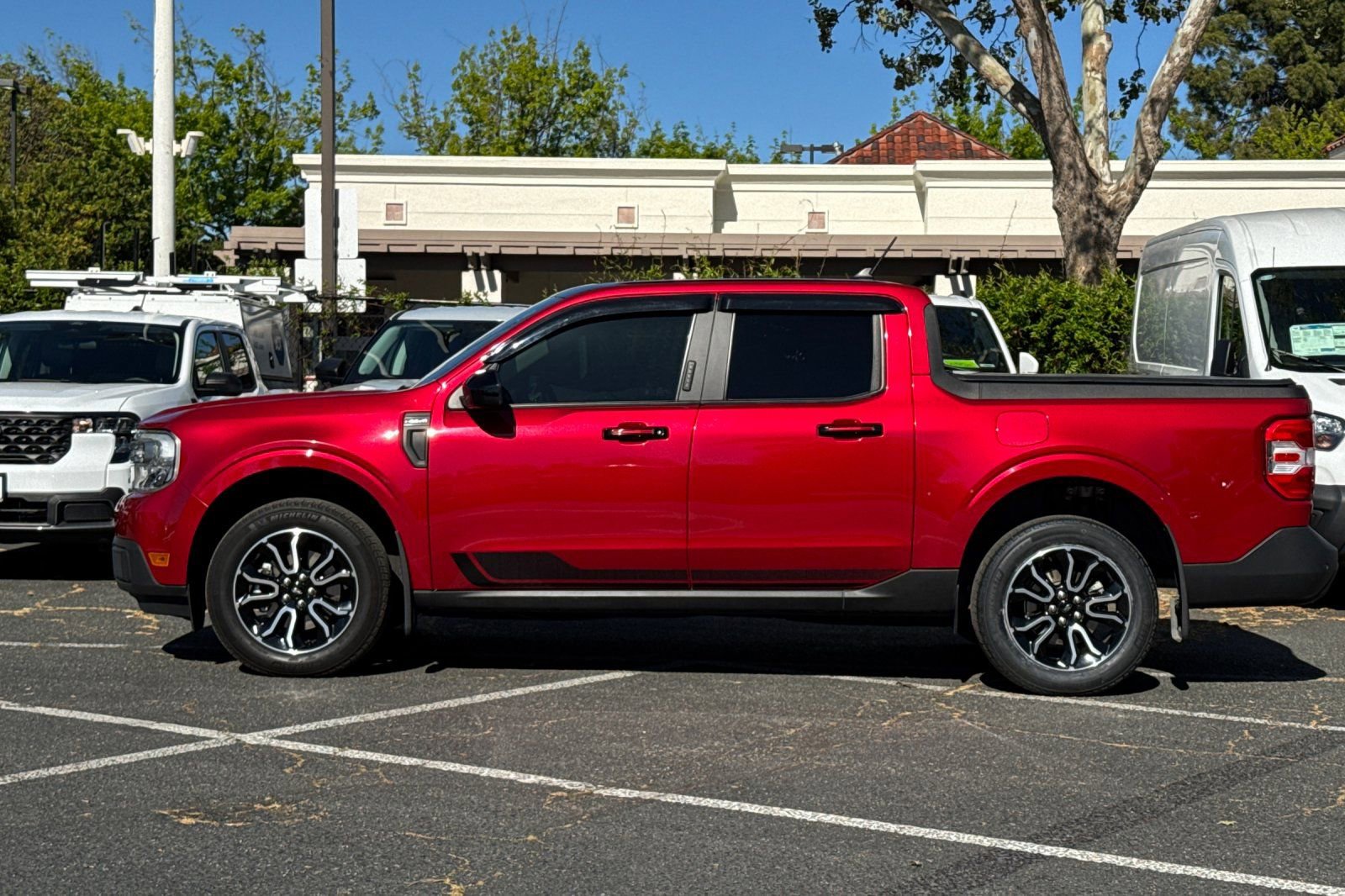 Certified 2022 Ford Maverick Lariat w/ Lariat Luxury Package image 8