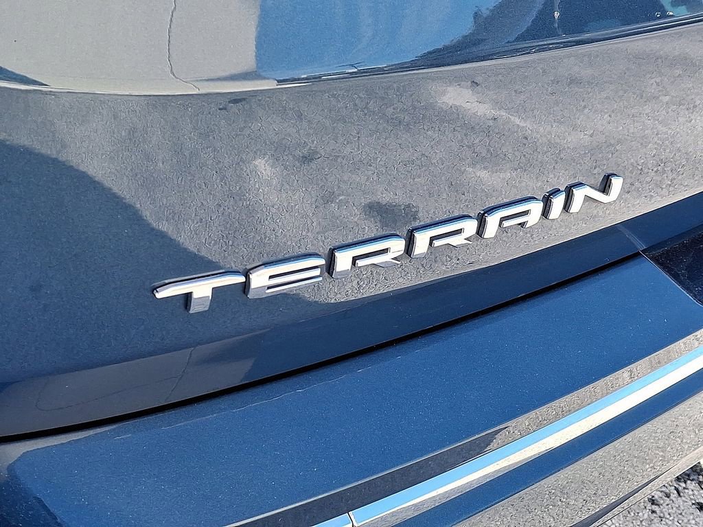 Used 2024 GMC Terrain Denali w/ Denali Premium Package image 33