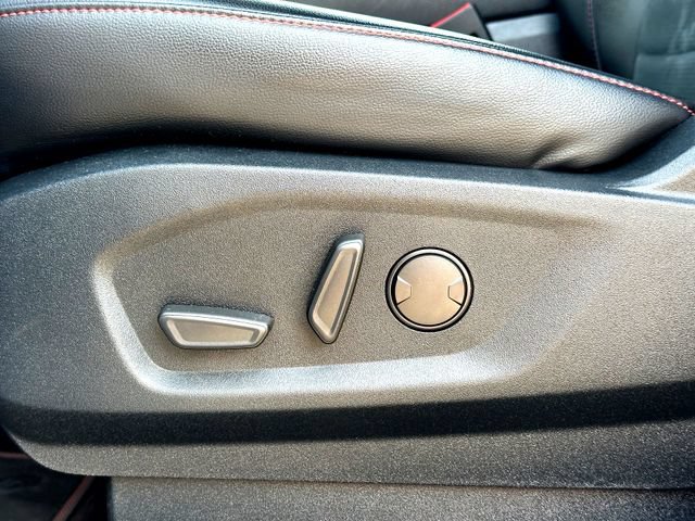 Certified 2020 Ford Edge ST-Line FWD image 11