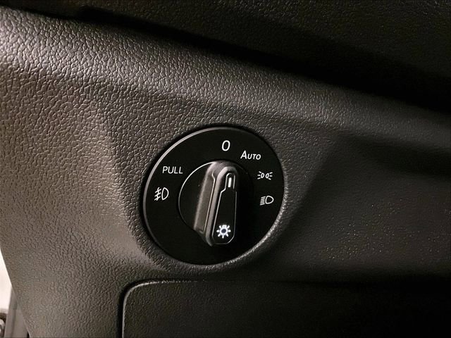 Used 2019 Volkswagen Jetta R-Line FWD image 30