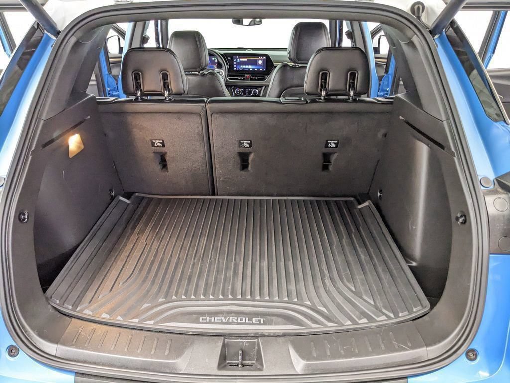 Used 2025 Chevrolet TrailBlazer ACTIV w/ Convenience Package AWD/4WD image 73