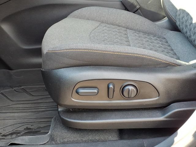 Used 2023 Chevrolet Equinox LT FWD image 17