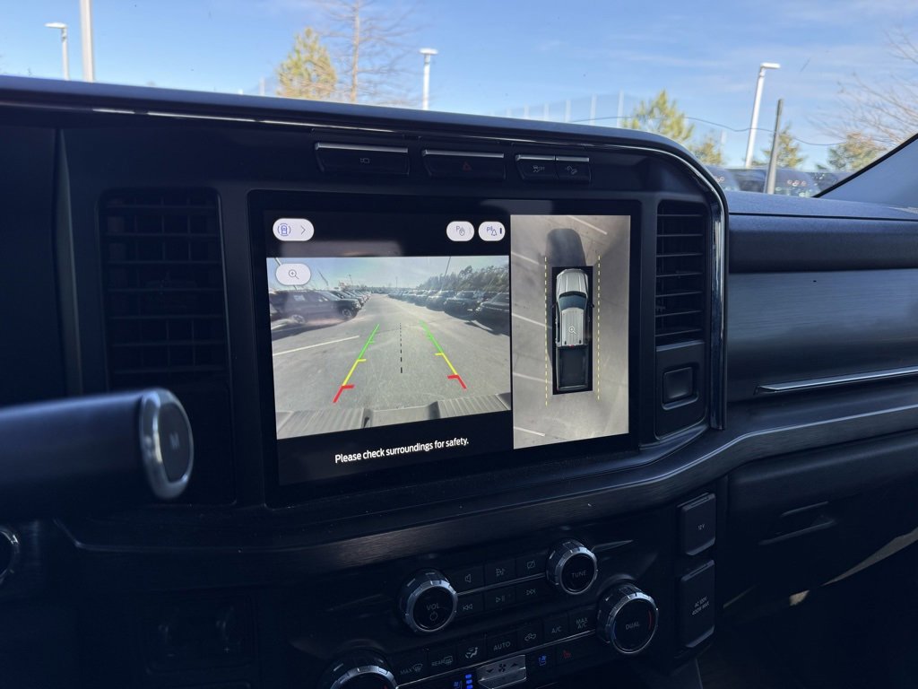 Certified 2023 Ford F250 Lariat w/ Black Appearance Package image 17