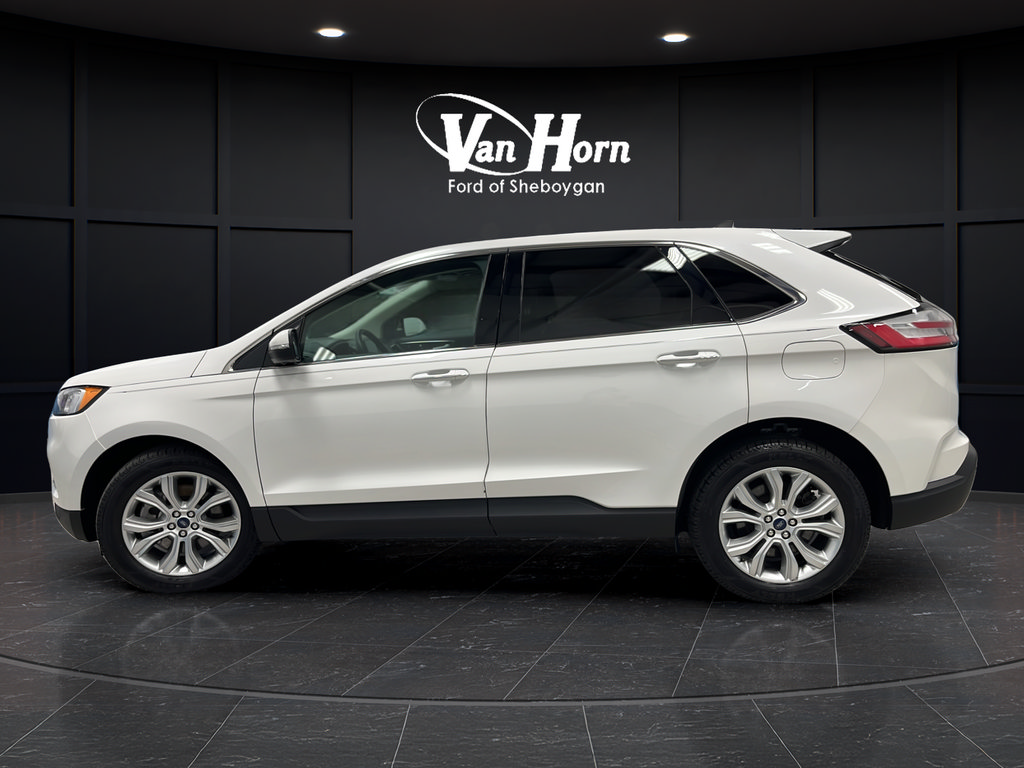Certified 2022 Ford Edge Titanium w/ Class II Trailer Tow Package AWD/4WD image 4