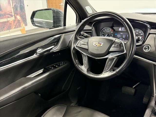 Used 2023 Cadillac XT5 Premium Luxury AWD/4WD image 11