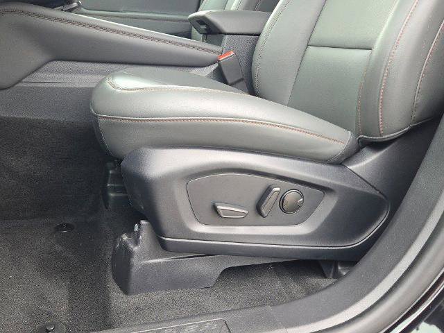 Certified 2025 Ford Explorer Active w/ Active Comfort Package AWD/4WD image 24