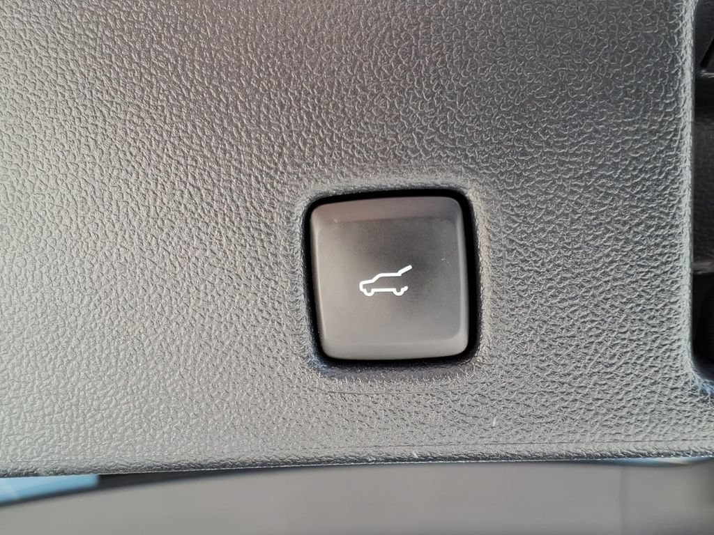 Certified 2024 Ford Escape Active AWD/4WD image 13