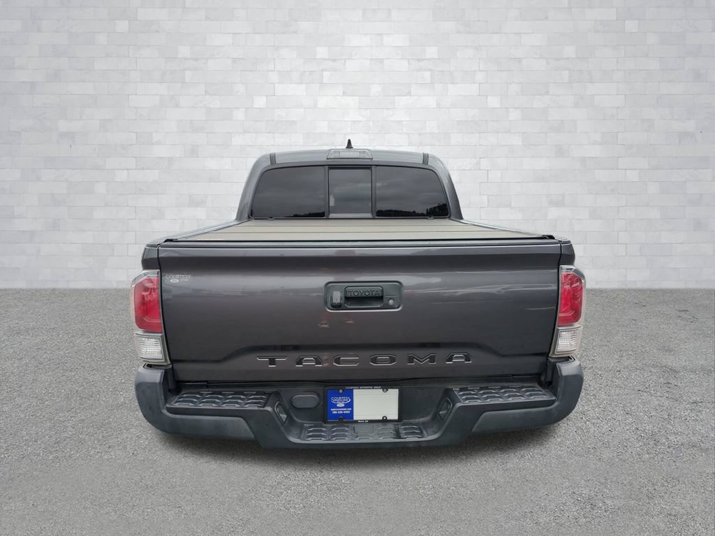 Used 2022 Toyota Tacoma SR5 RWD image 6