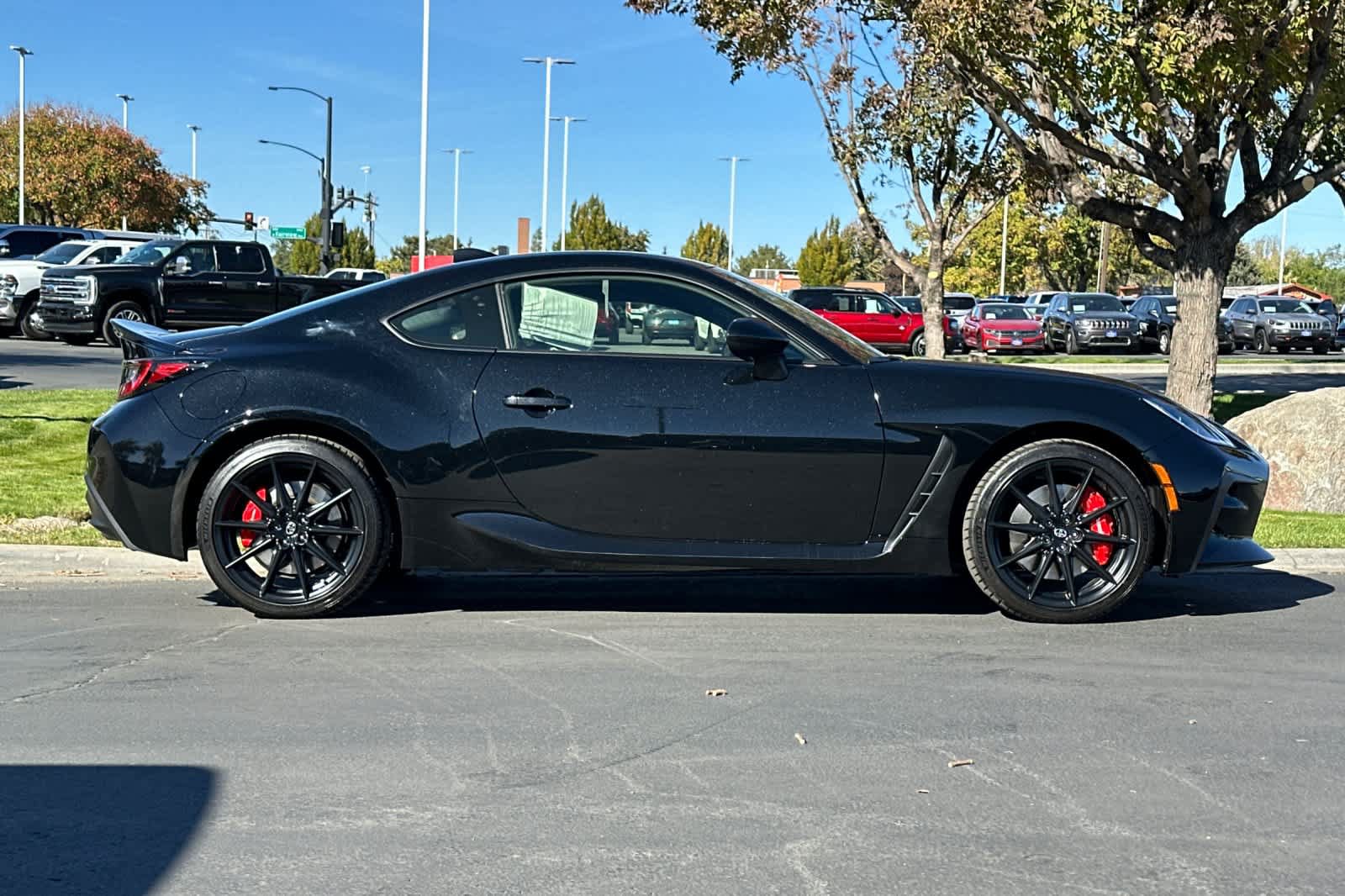 Used 2025 Toyota GR86 Premium w/ Performance Package RWD image 7