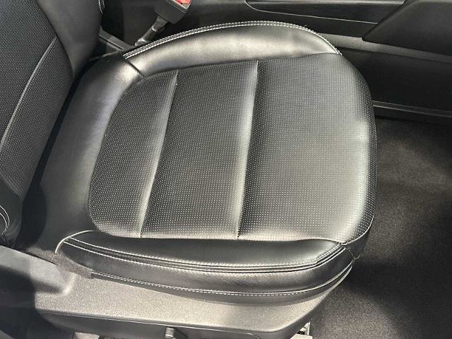 Certified 2025 Ford Escape Platinum AWD/4WD image 27