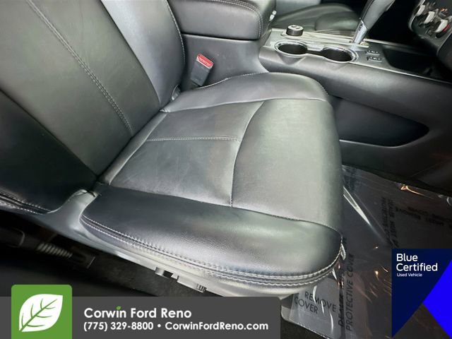 Used 2019 Nissan Pathfinder SL AWD/4WD image 31
