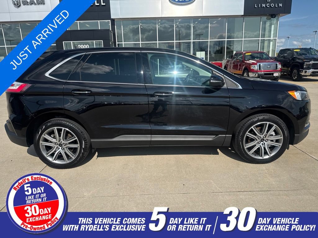 Certified 2024 Ford Edge Titanium AWD/4WD image 2