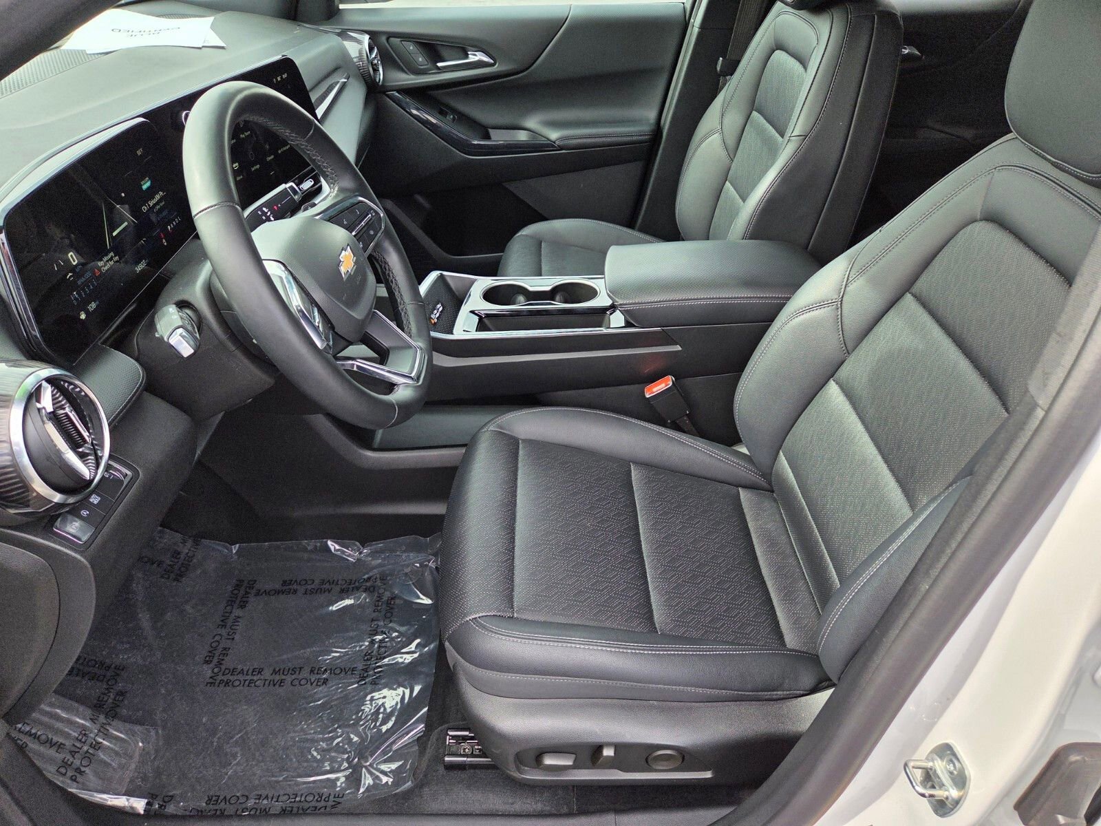 Used 2025 Chevrolet Equinox LT w/ Convenience Package II image 10