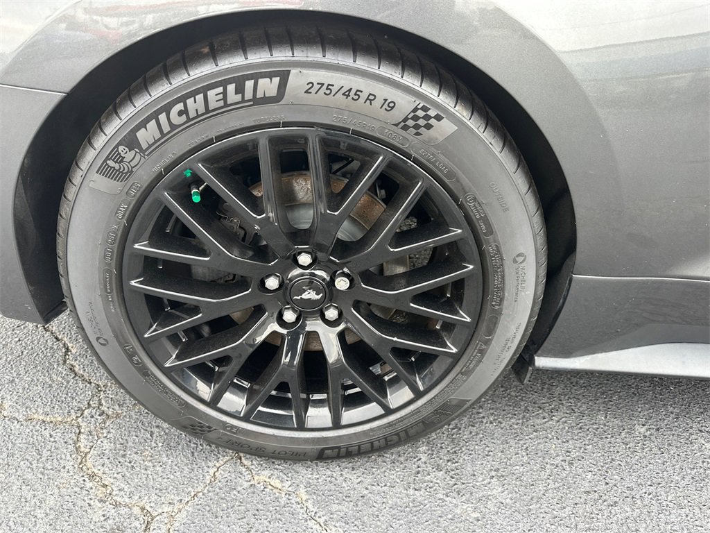 Certified 2017 Ford Mustang GT w/ GT Performance Package image 15