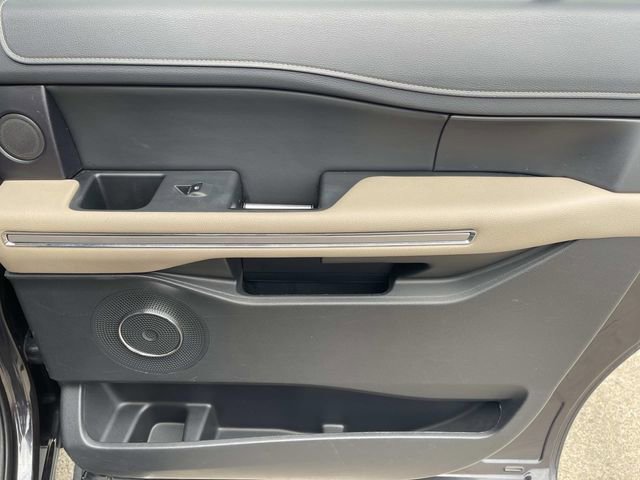 Certified 2024 Ford Expedition Max Limited image 22