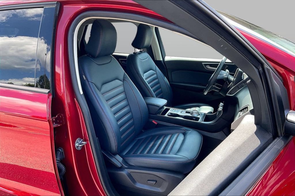 Certified 2024 Ford Edge SEL w/ Sport Appearance Package AWD/4WD image 7