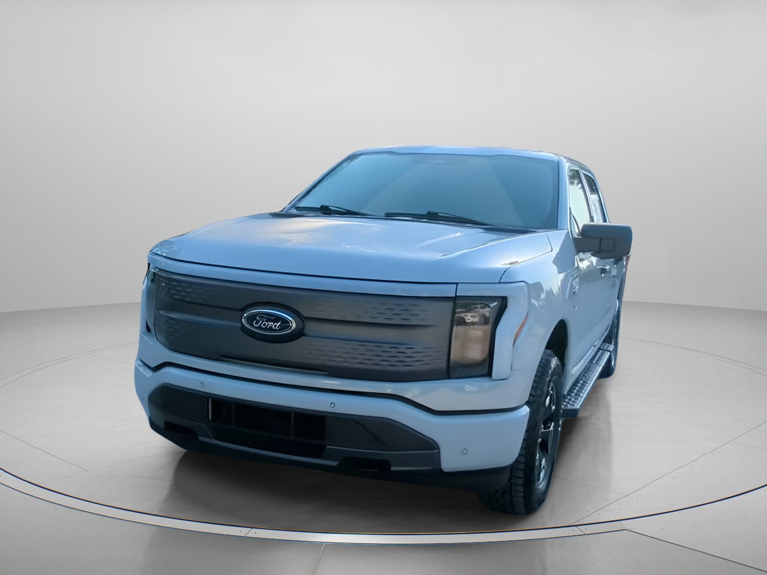 Certified 2023 Ford F150 Lightning XLT AWD/4WD image 10