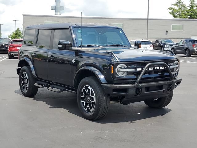 Certified 2023 Ford Bronco Outer Banks AWD/4WD image 2