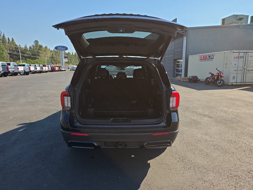 Certified 2025 Ford Explorer ST-Line w/ ST-Line Street Pack AWD/4WD image 10