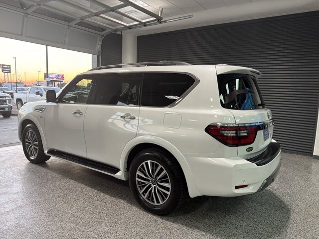 Used 2022 Nissan Armada SL w/ Captain's Chairs Package RWD image 7