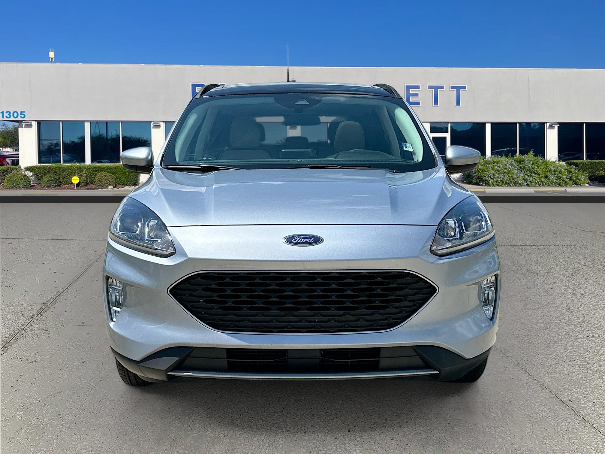 Certified 2022 Ford Escape SEL FWD image 2