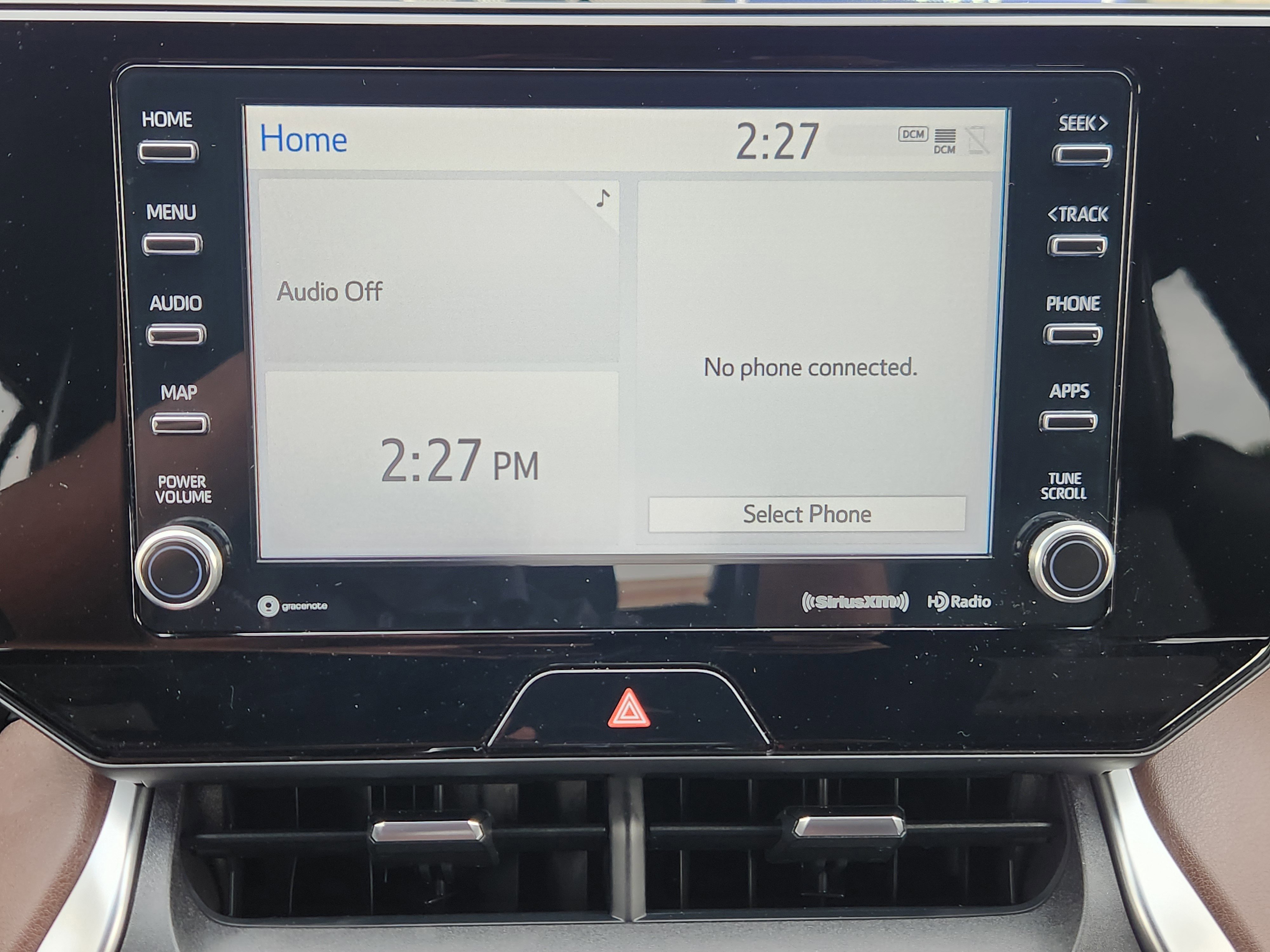 Used 2022 Toyota Venza XLE AWD/4WD image 12