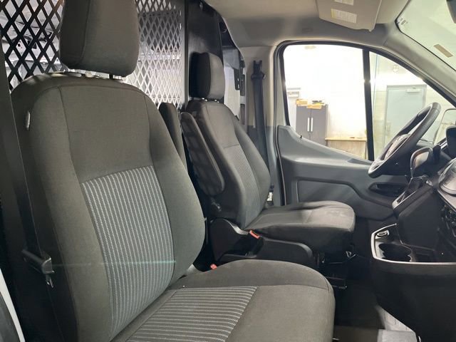 Certified 2019 Ford Transit 250 130 Low Roof w/ Exterior Upgrade Package image 32