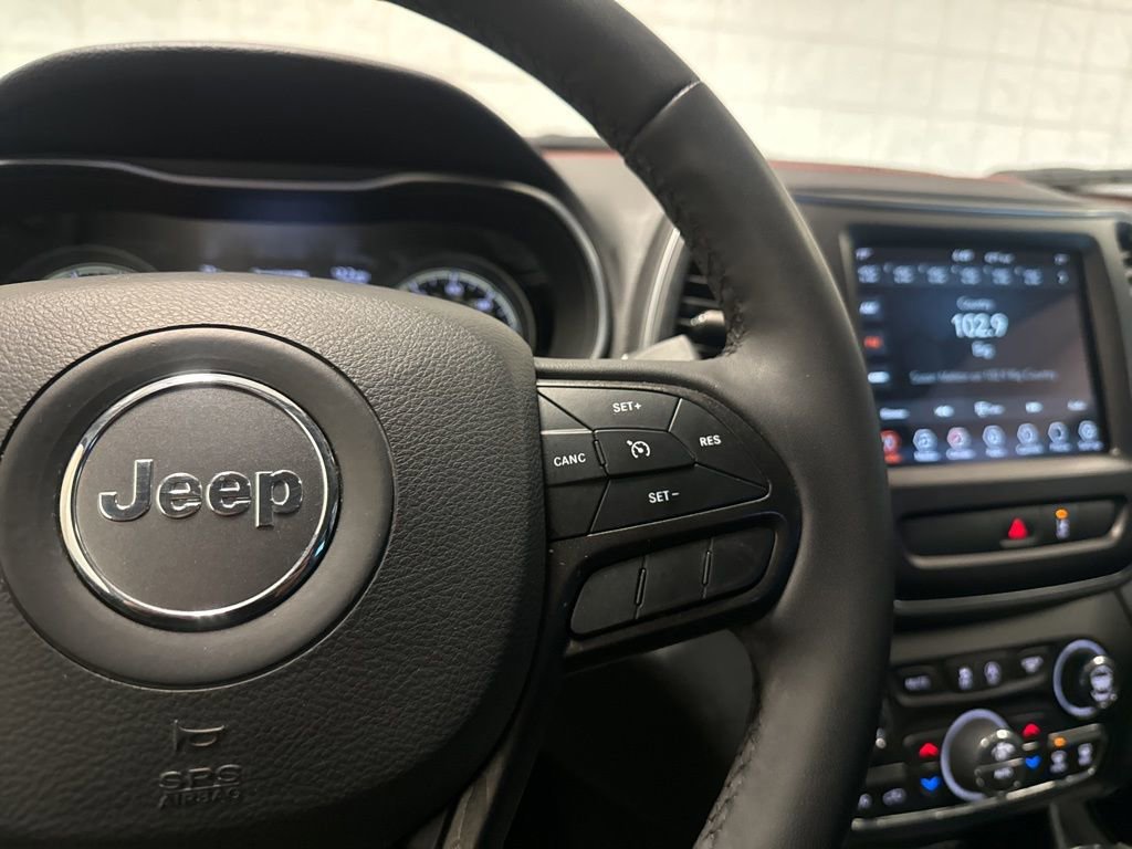 Used 2022 Jeep Cherokee Trailhawk w/ Comfort/Convenience Group image 45