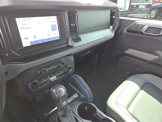 Certified 2022 Ford Bronco Black Diamond image 38