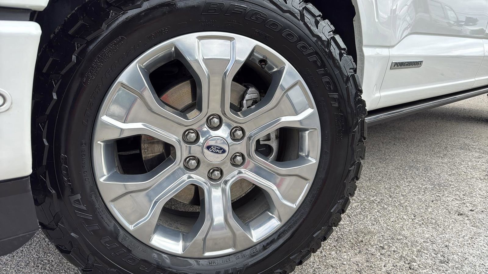 Certified 2023 Ford F150 Platinum w/ Equipment Group 701A High image 9