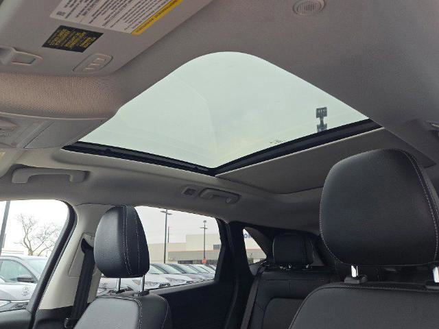 Certified 2022 Ford Escape Titanium w/ Class II Trailer Tow Package image 23