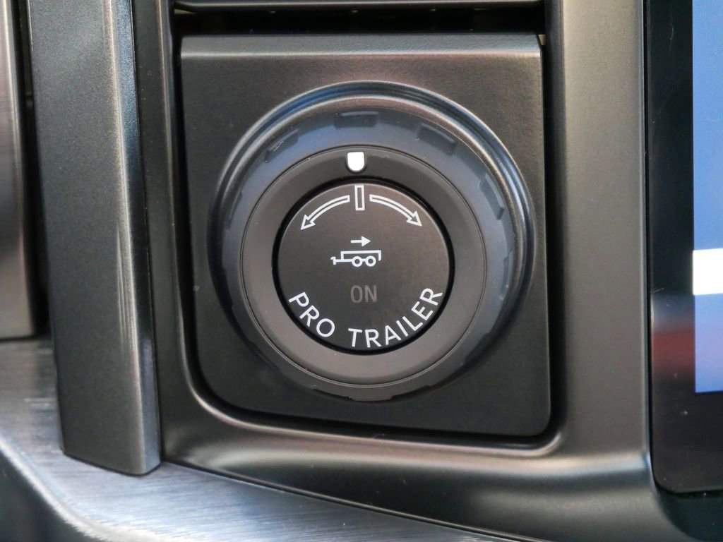 Certified 2023 Ford F150 Lariat w/ Equipment Group 502A High image 25