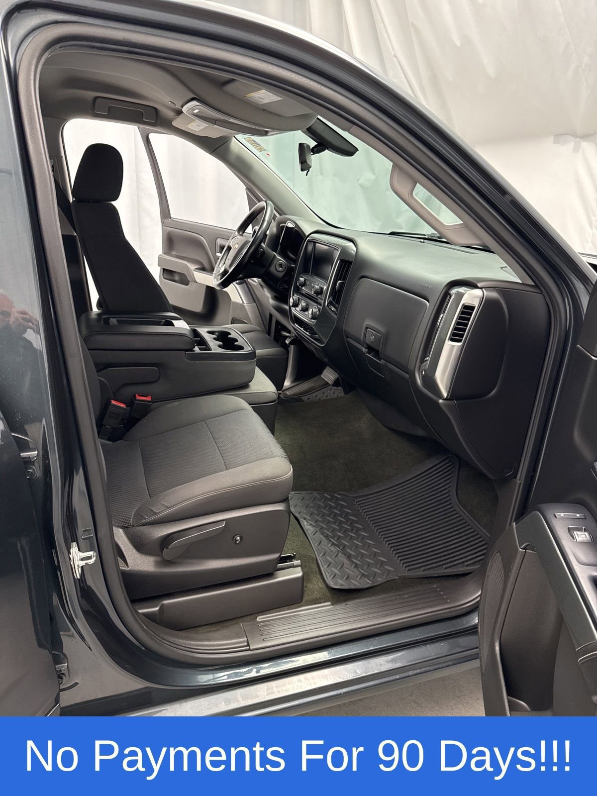 Used 2018 Chevrolet Silverado 1500 LT w/ LT Eassist Package image 27