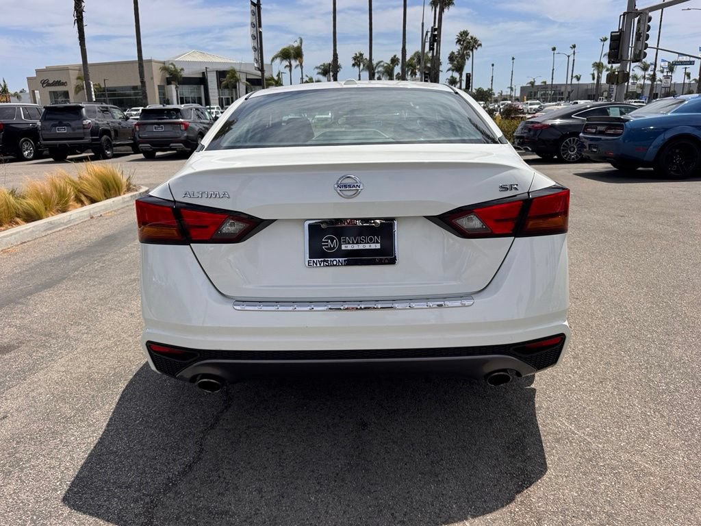 Used 2019 Nissan Altima 2.5 SR w/ SR Premium Package FWD image 11