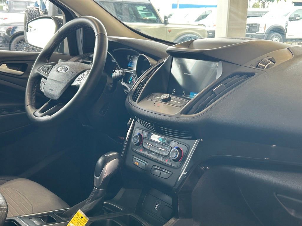 Certified 2019 Ford Escape SE AWD/4WD image 27