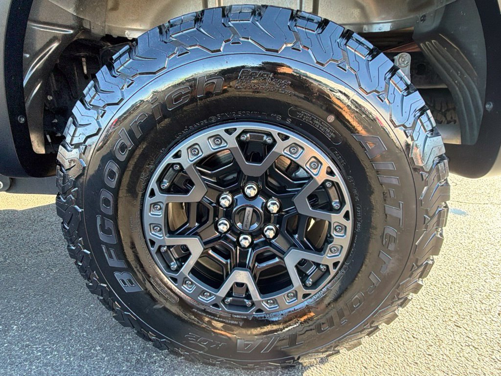 Certified 2025 Ford F150 Raptor w/ Equipment Group 803A Raptor R AWD/4WD image 58