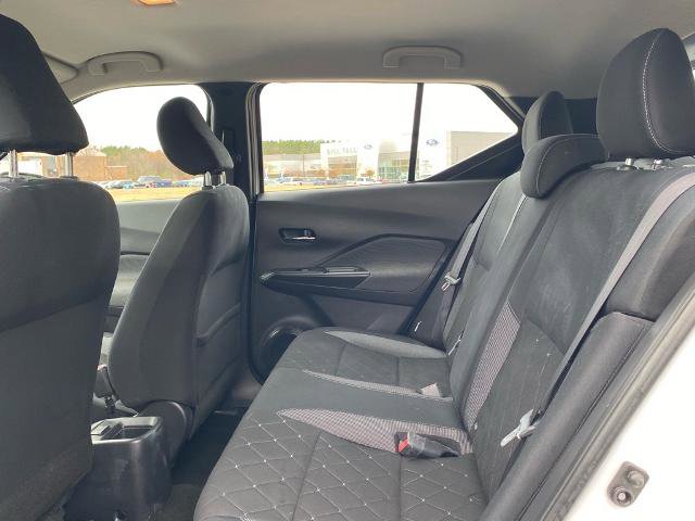 Used 2020 Nissan Kicks SV image 20