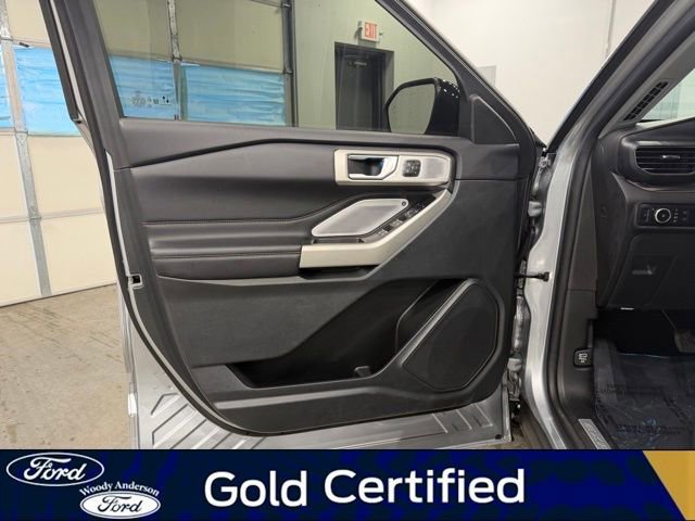 Certified 2023 Ford Explorer Limited w/ Limited Technology Package image 24