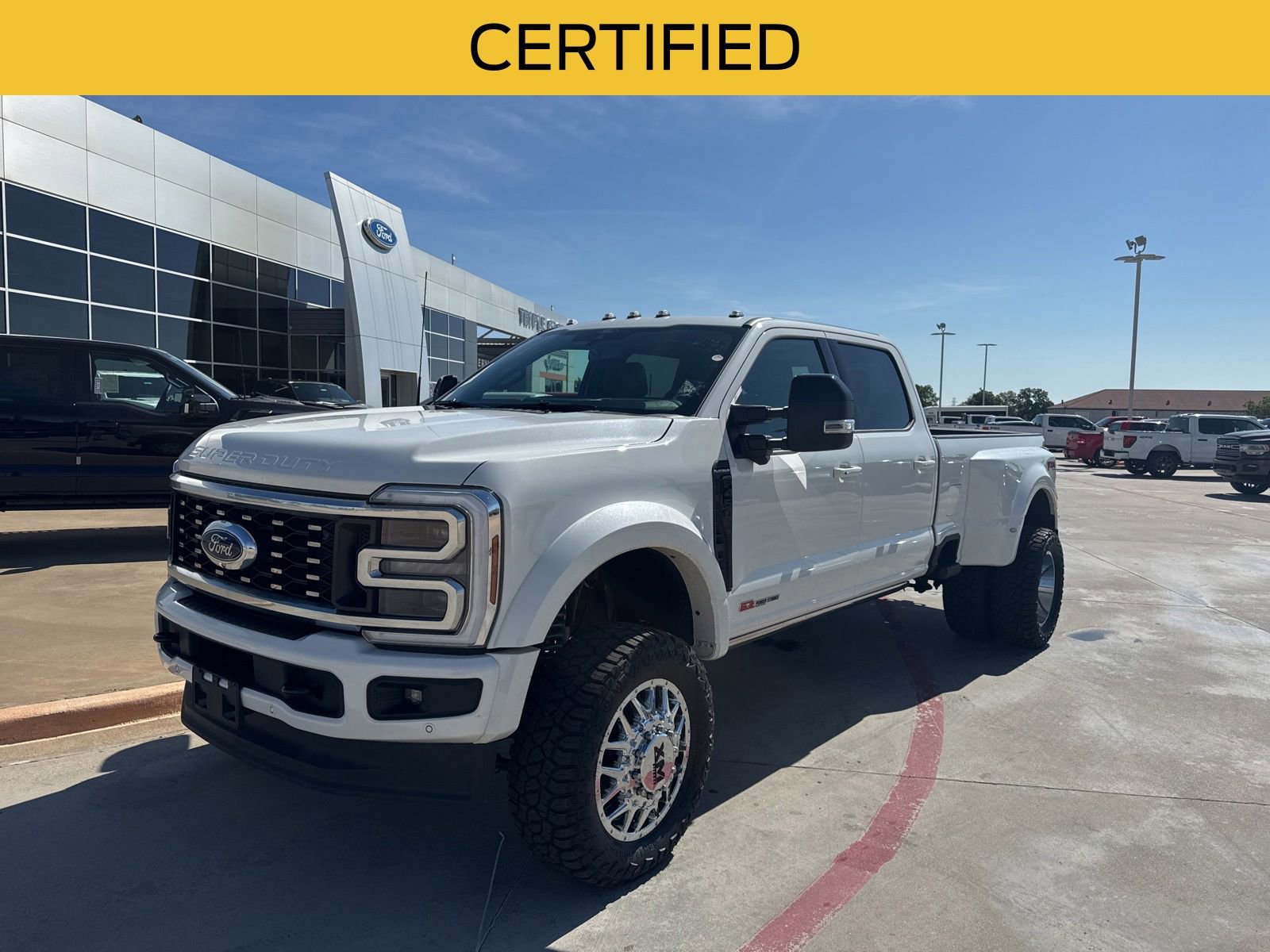 Certified 2025 Ford F450 Platinum w/ FX4 Off-Road Package AWD/4WD image 1