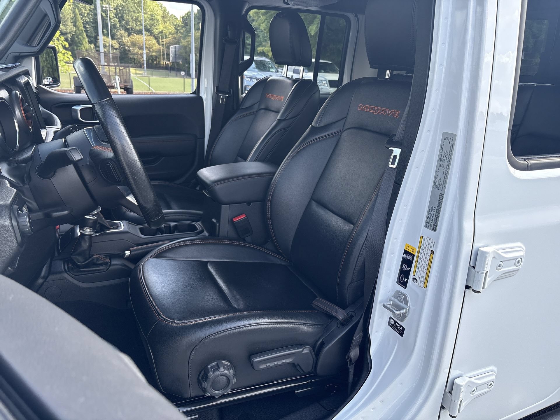 Used 2023 Jeep Gladiator Mojave w/ LED Lighting Group AWD/4WD image 18