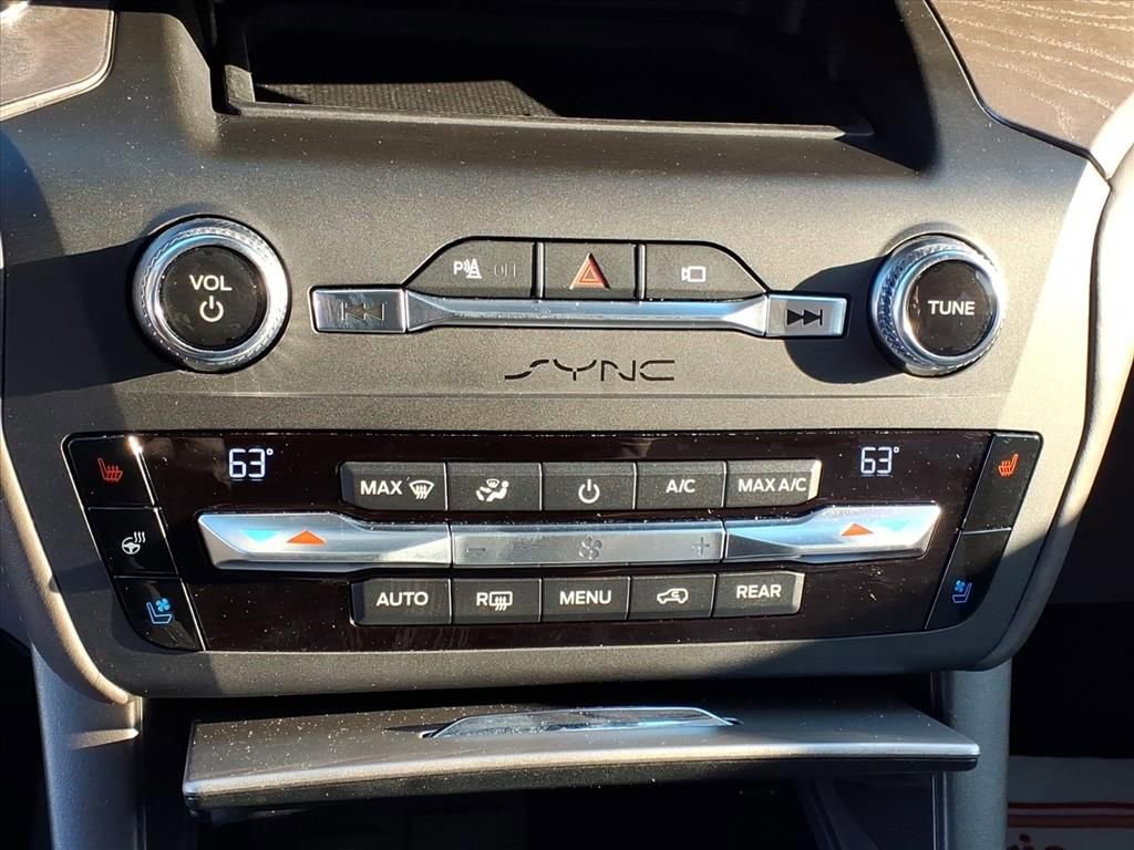 Certified 2020 Ford Explorer Platinum image 13